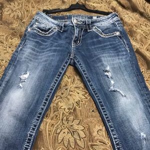 Miss Me cuffed capris